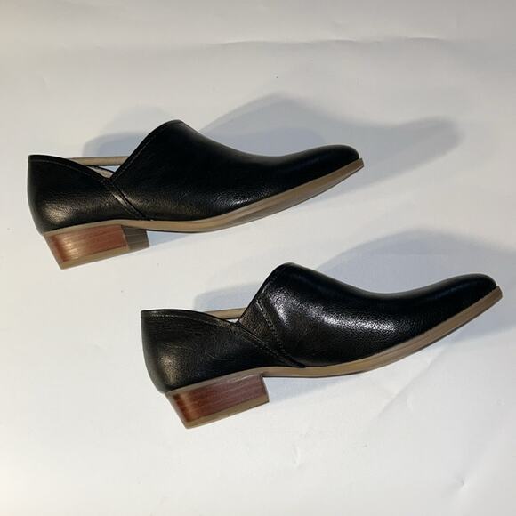 NIB Women's Naturalizer Carlyn Faux Leather Block Heel Booties 6 M - Picture 5 of 10